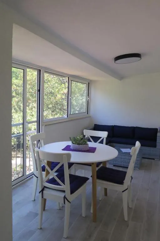 Lilium Apartments Starigrad Paklenica