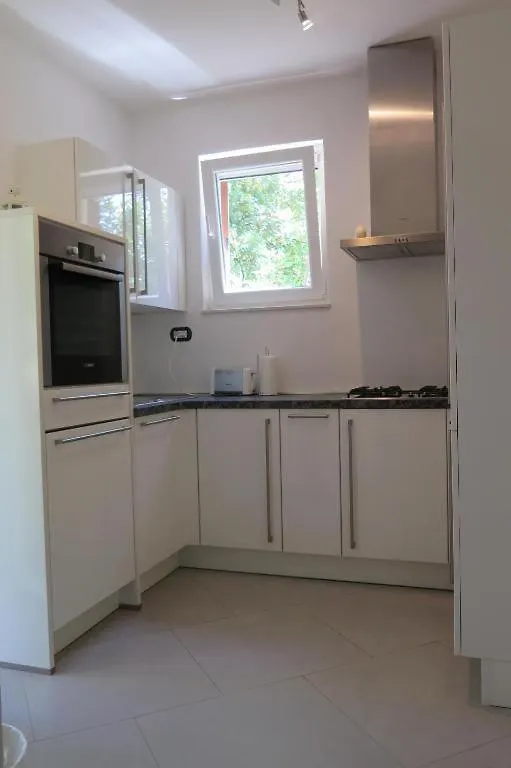Lilium Apartments Starigrad Paklenica 0*,