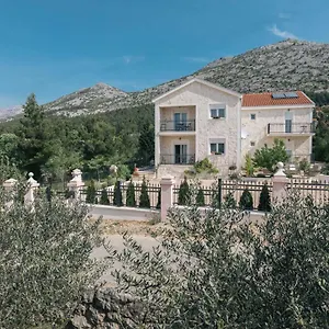 Appartement Hedon-stone, Starigrad Paklenica